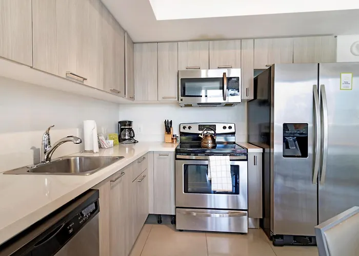 Roami At Habitat Brickell