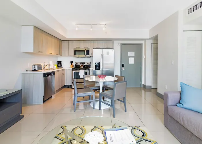Roami At Habitat Brickell