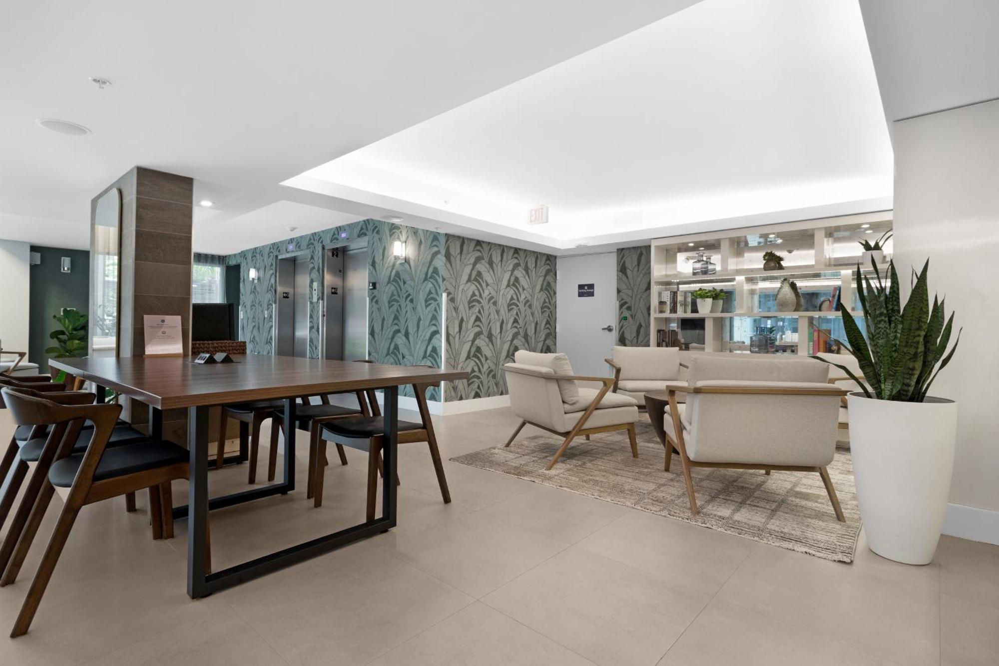 Roami At Habitat Brickell 4*