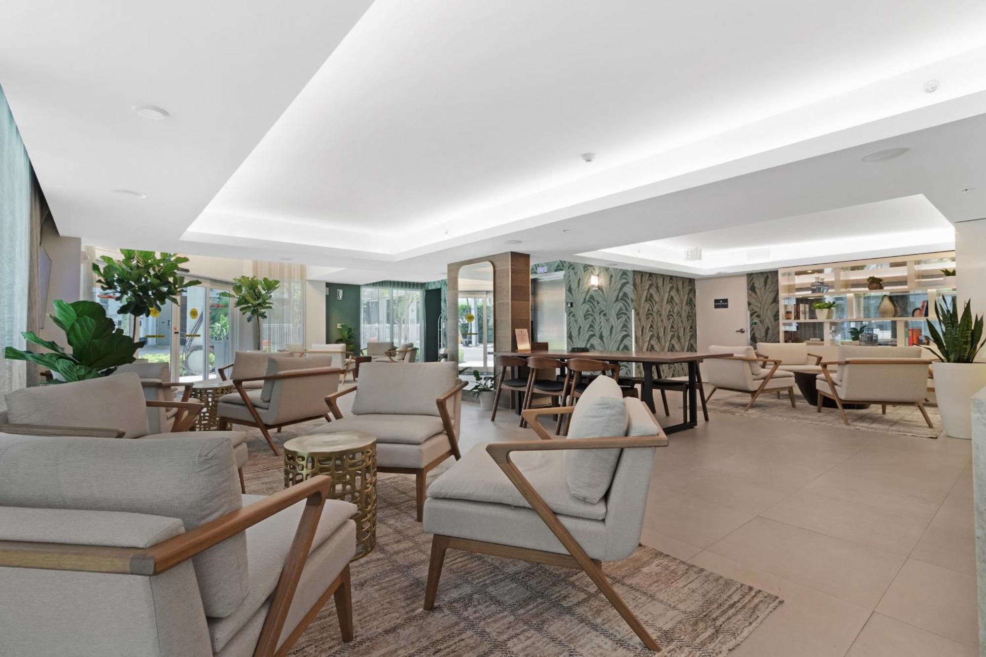 Roami At Habitat Brickell 4*